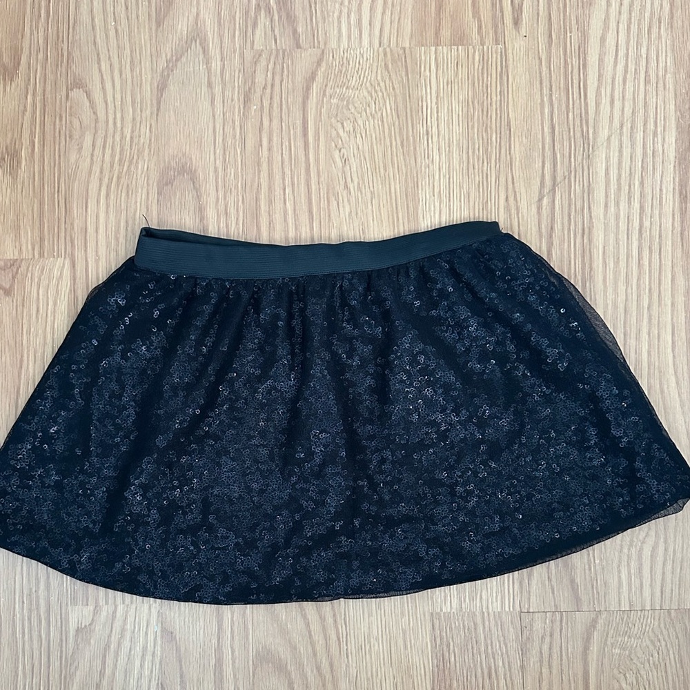 Jessica Simpson Size 5 sequin skirt